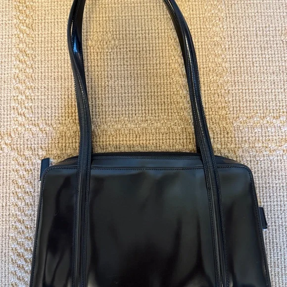 Gucci Handbag - Picture 9 of 10